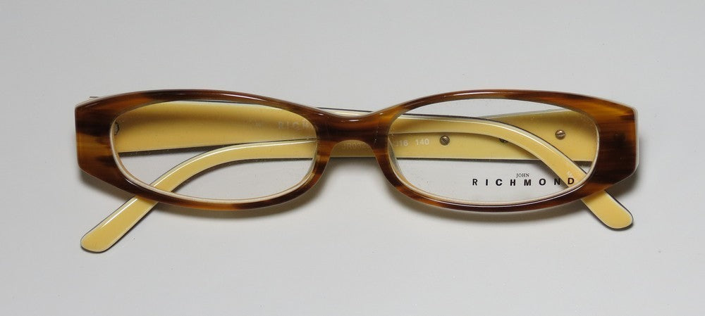 Color_brown horn / gold