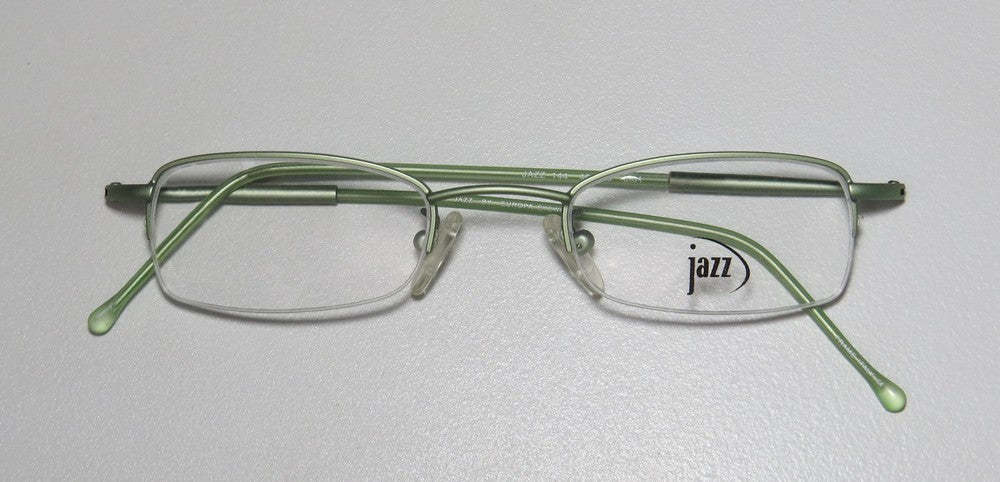 Color_light green