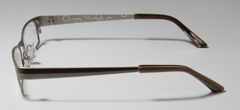 Color_brown