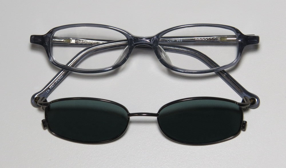 Color_bluish gray