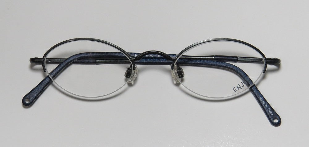 Color_greenish gray / navy