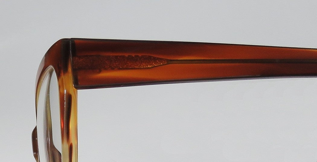 Color_amber brown