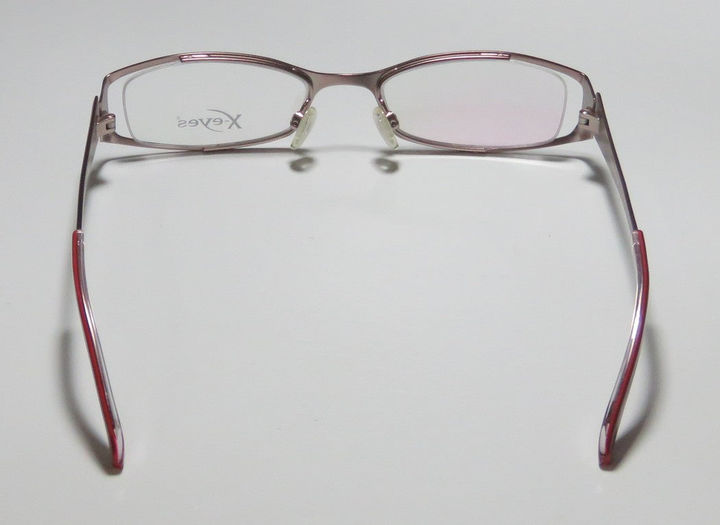 Color_rose / maroon