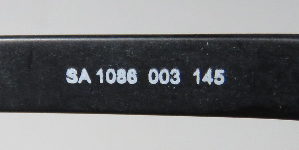 Color_matte black