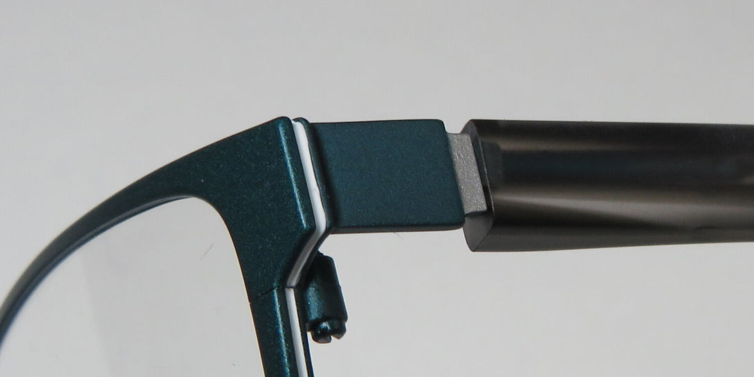Color_teal / gray