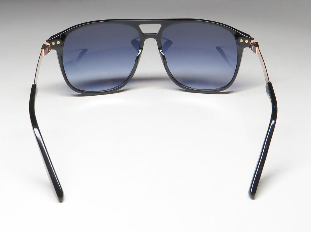 Color_shiny black