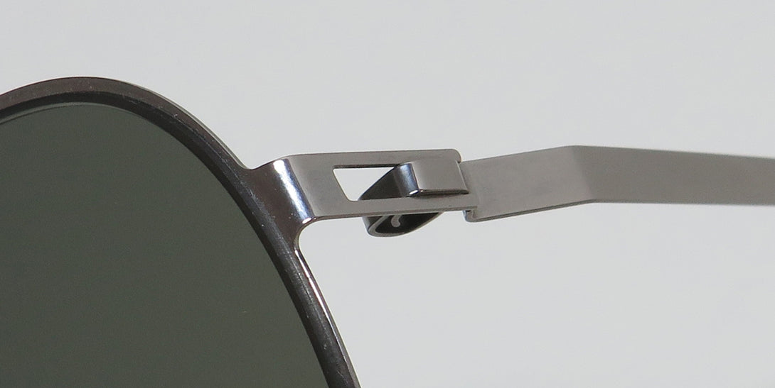Color_taupe grey / shiny silver