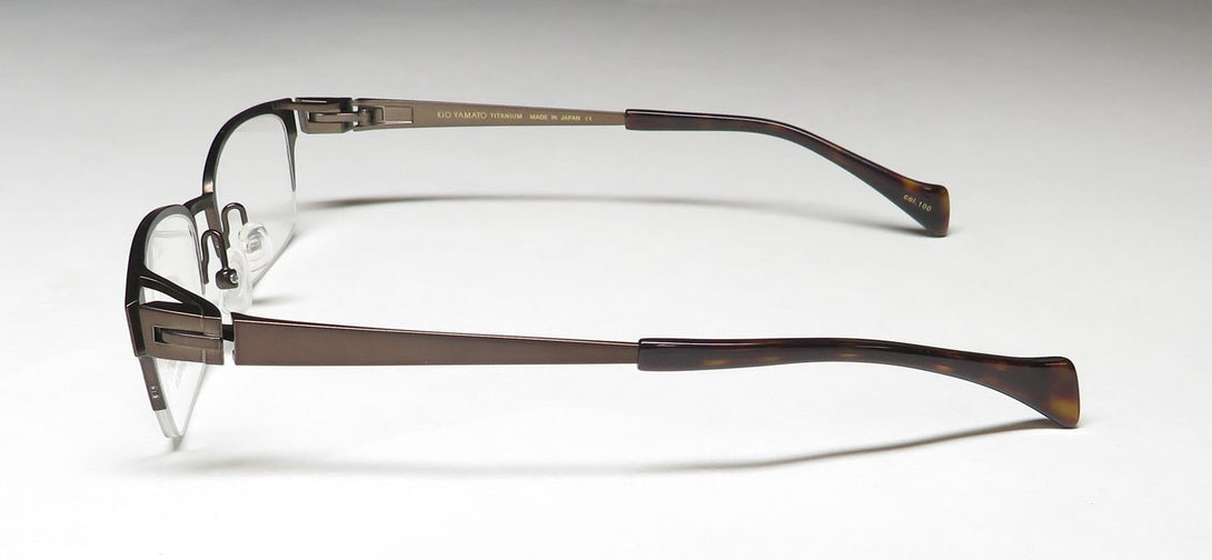 Color_shiny antique brown
