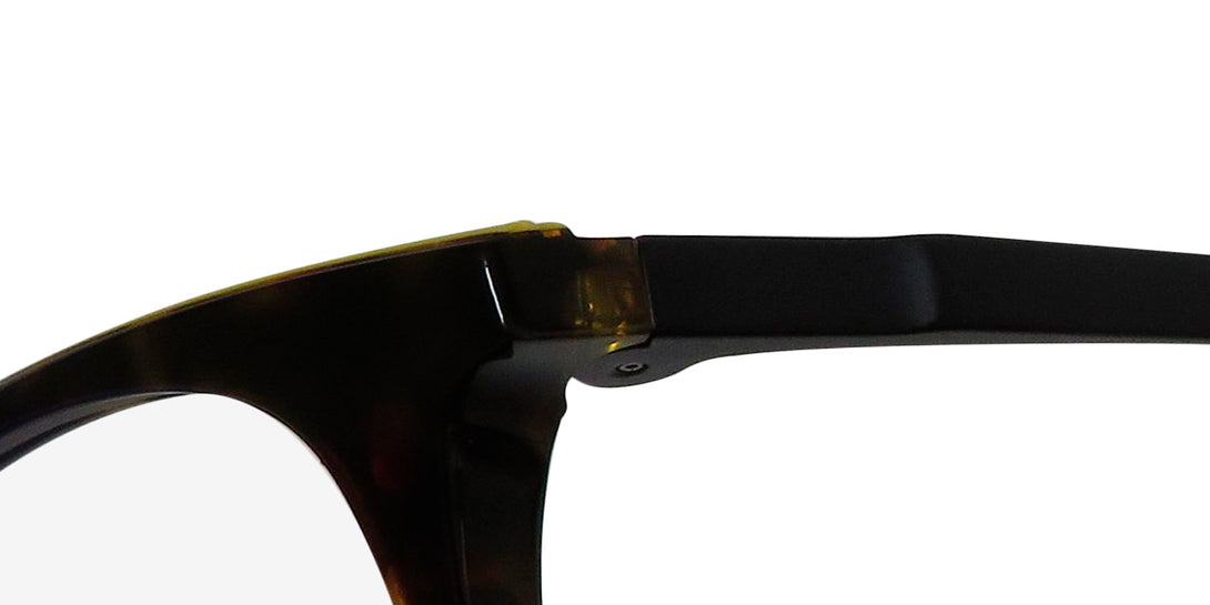 Color_brown / yellow / black