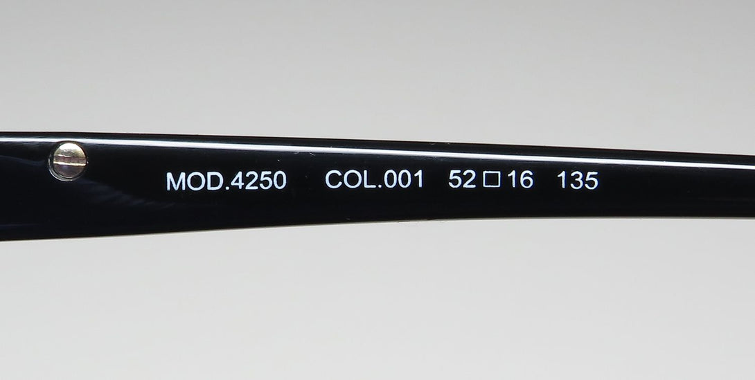 Color_black / gold