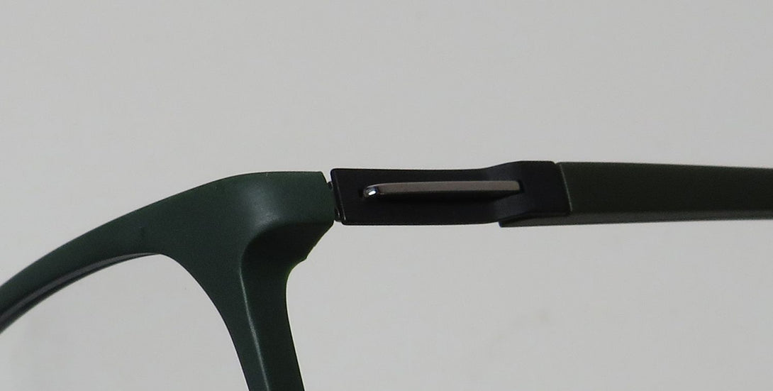 Color_green / black