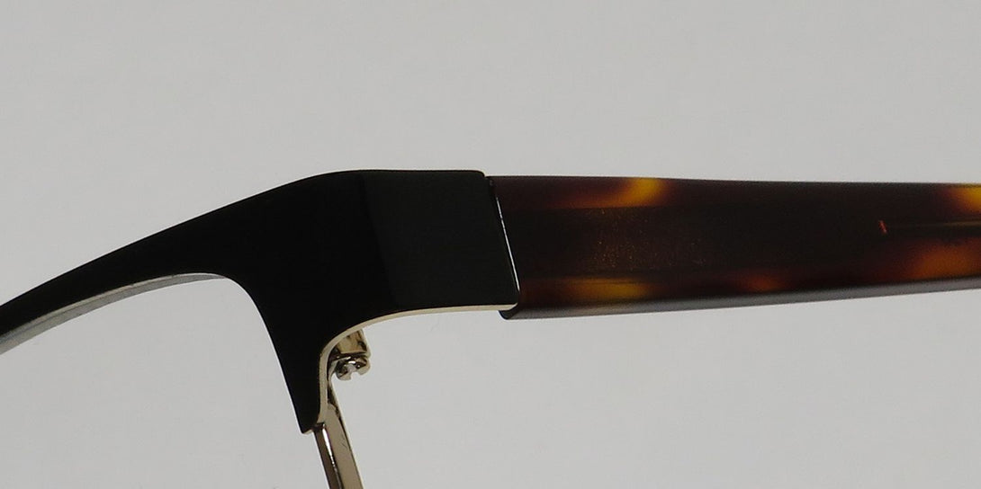Color_black / gold
