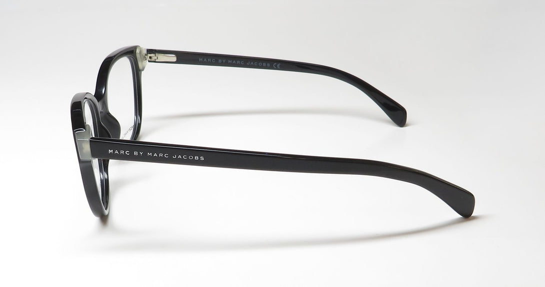 Color_black / milky