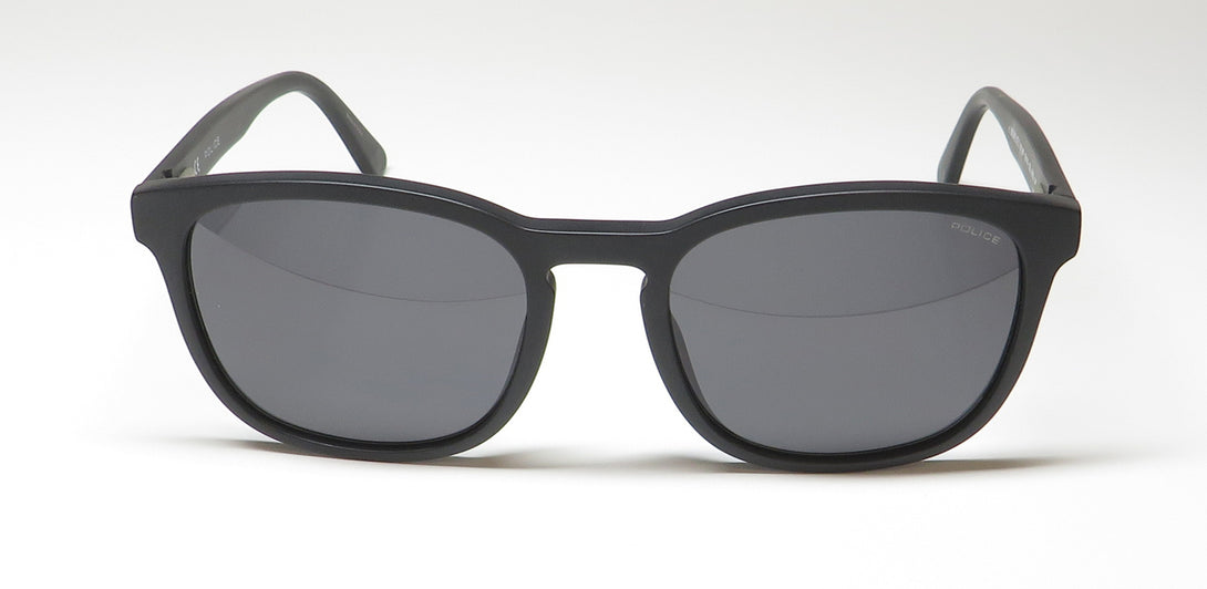 Color_matte black