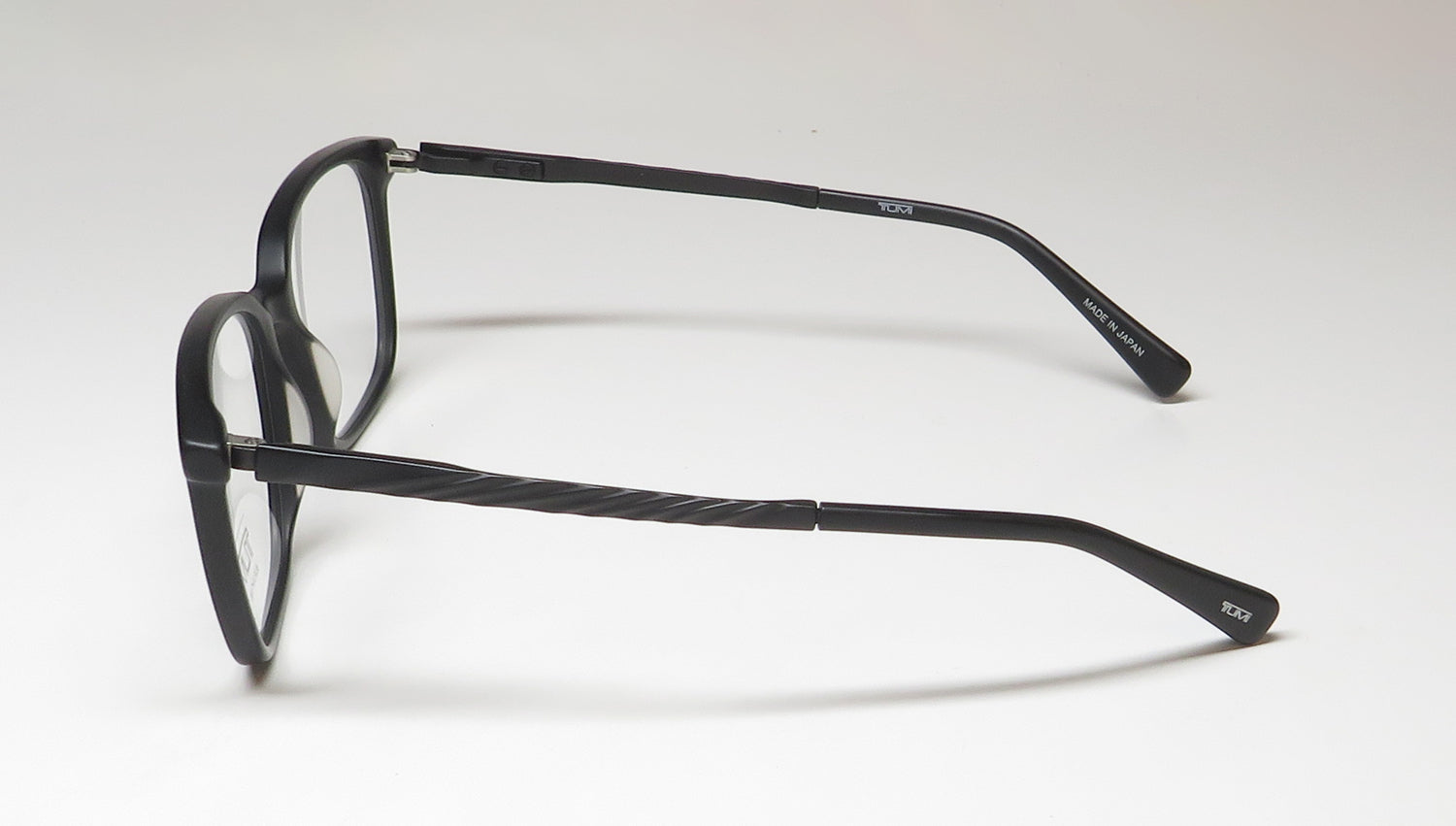 Tumi - Vtu519 Blue Light Lens Eyeglasses for Men – ModaFrames