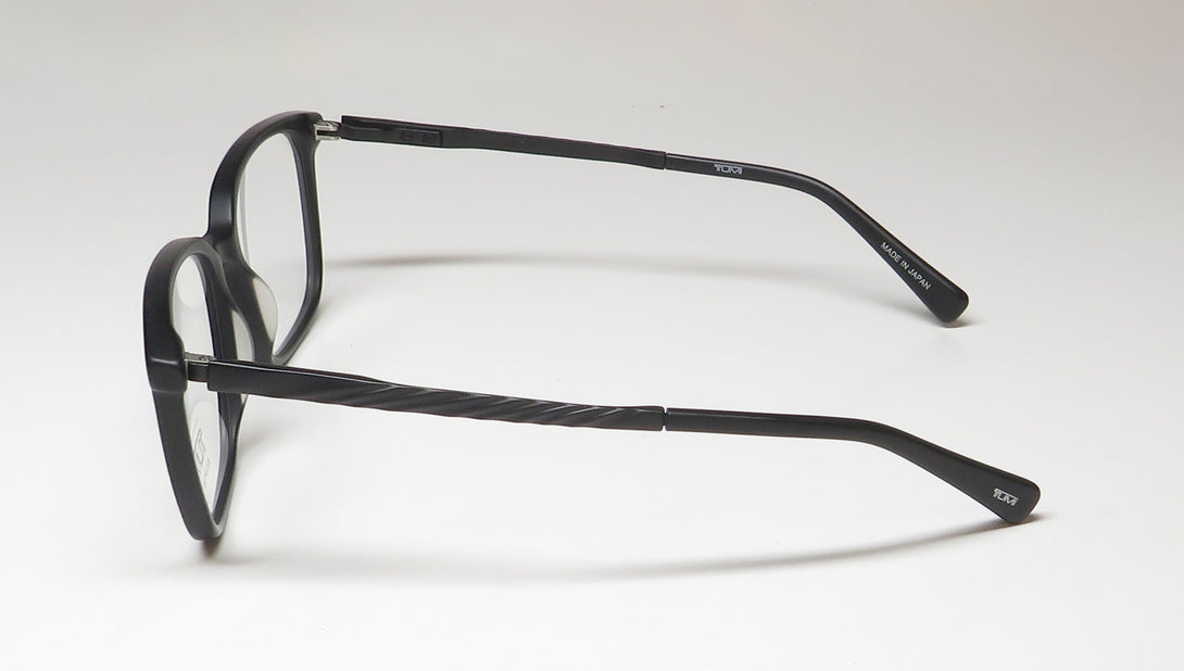 Color_matte black