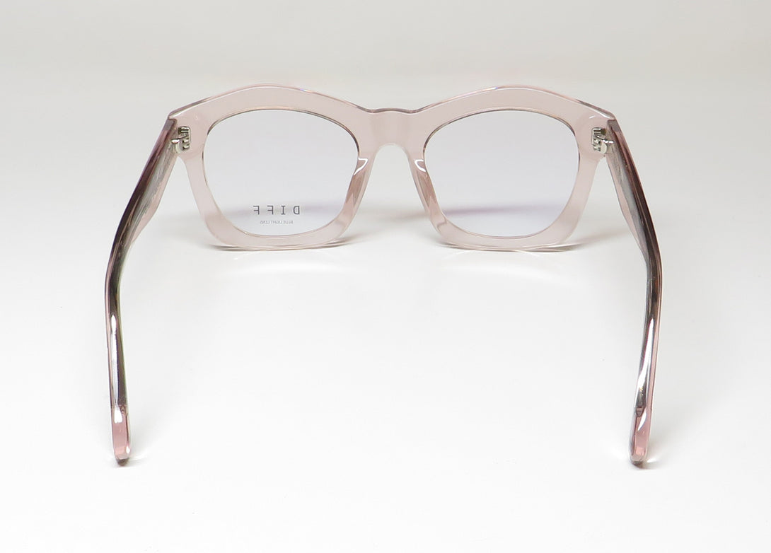 Color_light pink transparent