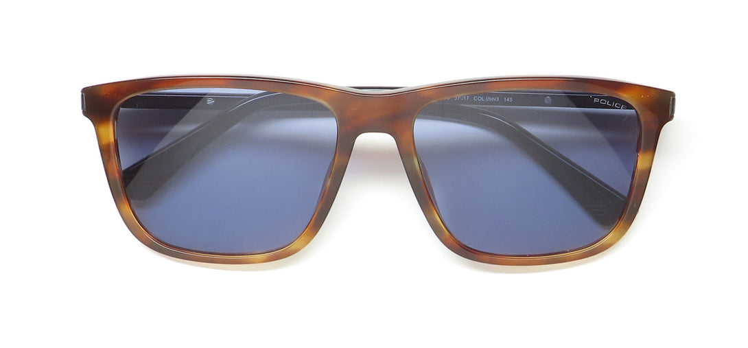 Color_striped brown