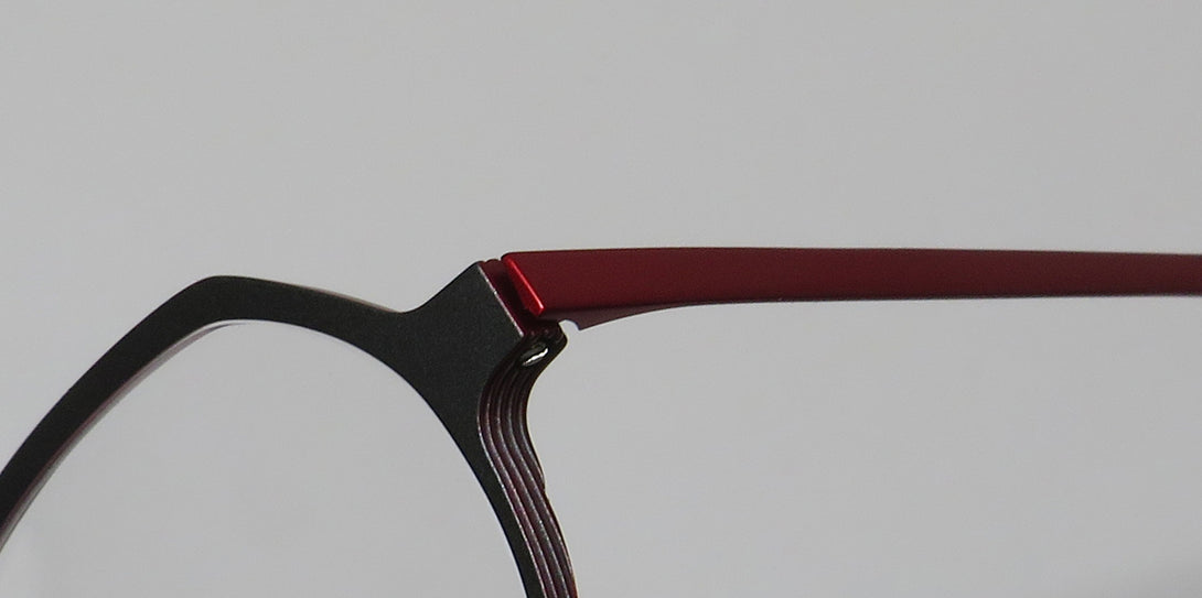 Color_grey / red