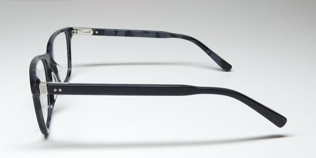 Color_black tortoise