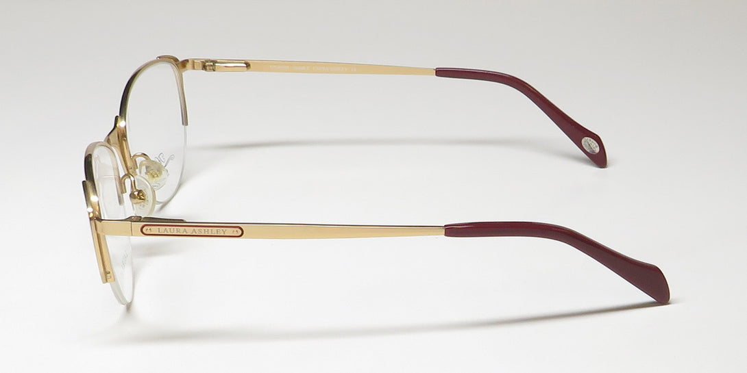 Color_cranberry / gold