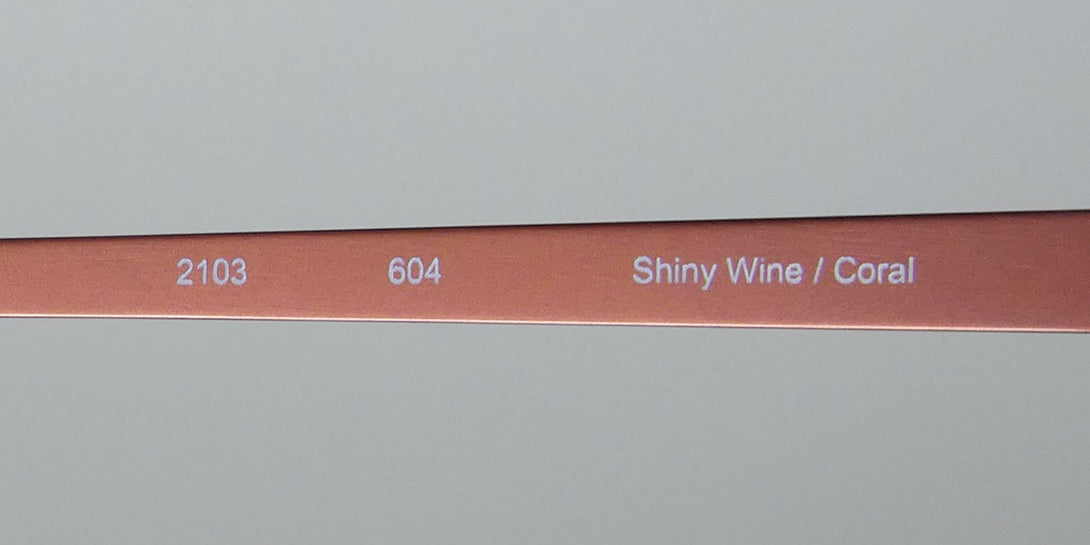 Color_shiny wine / coral