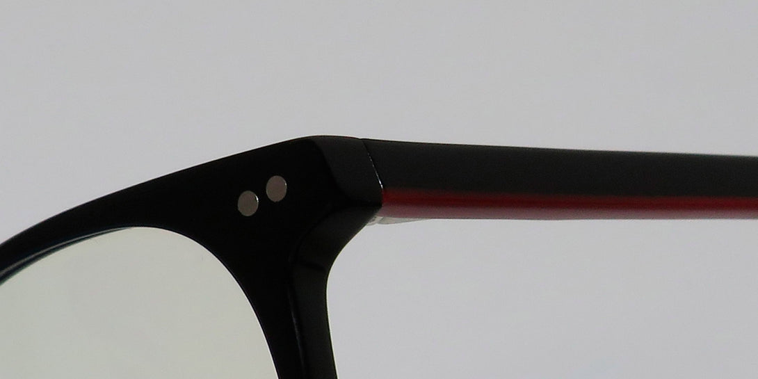 Color_black / red