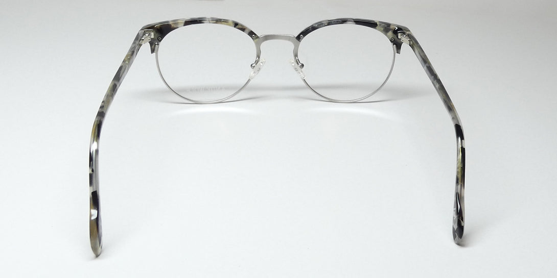 Color_black / grey / matte silver