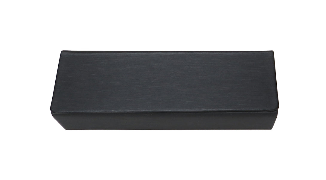 Color_black / grey / matte silver