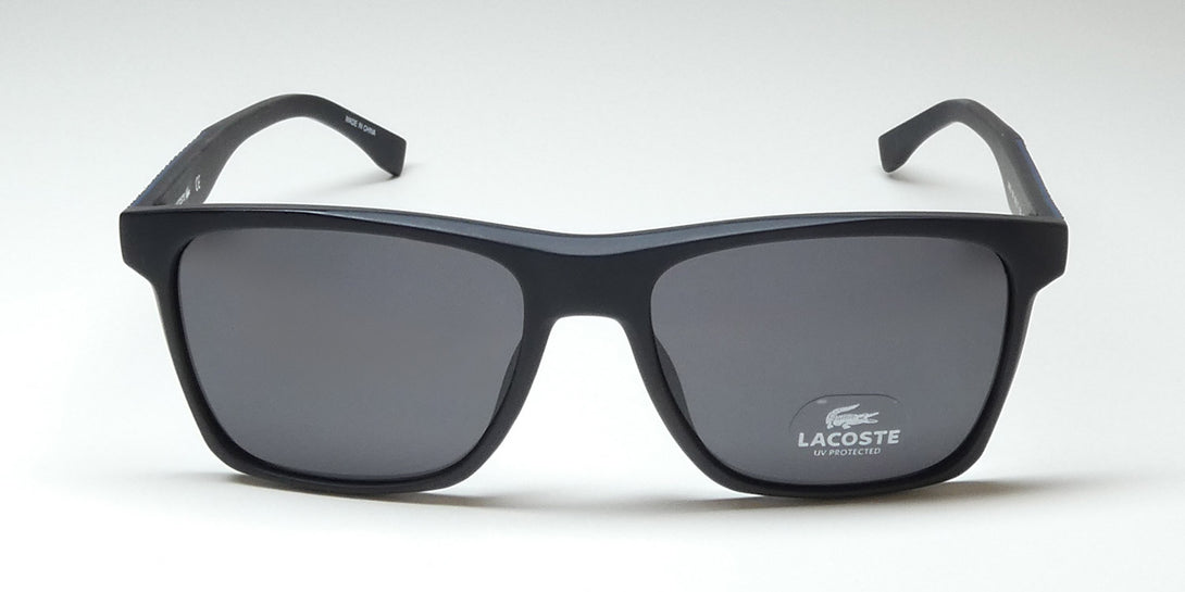 Color_matte black