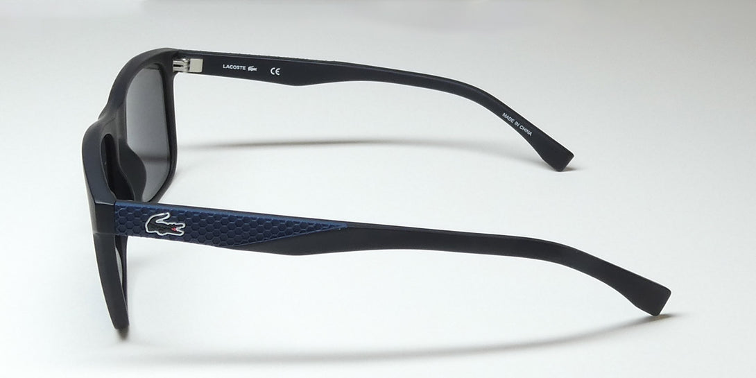 Color_matte black