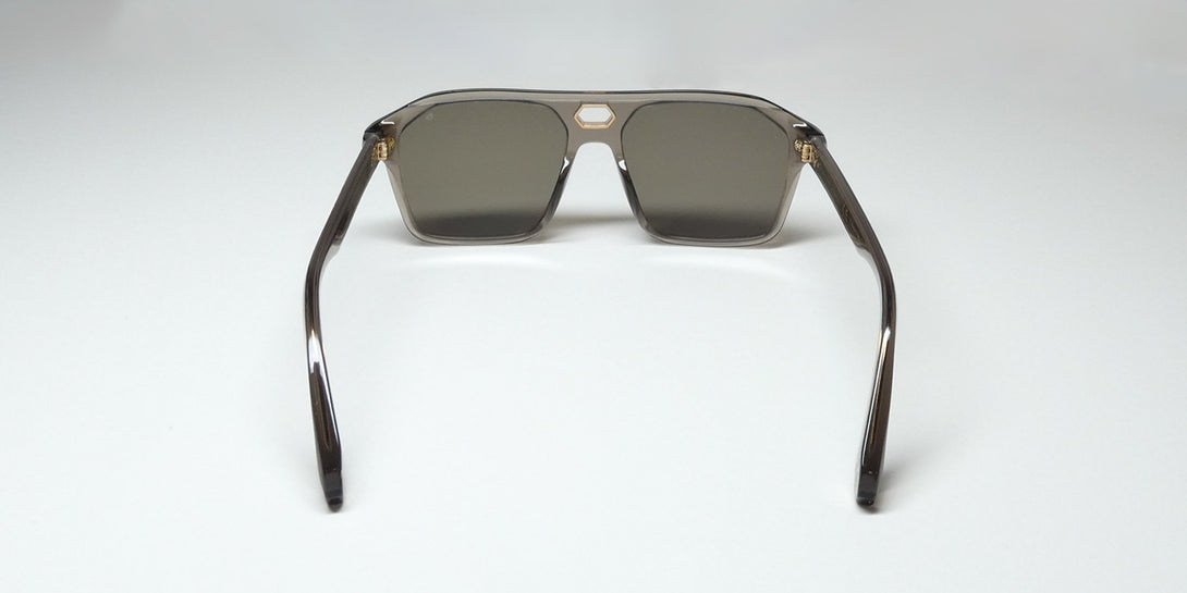 Color_shiny transparent brown