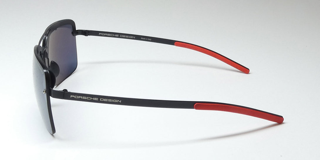 Color_matte black / red