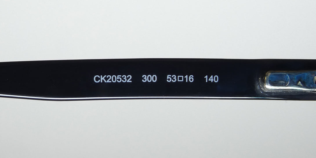 Color_crystal bistro green