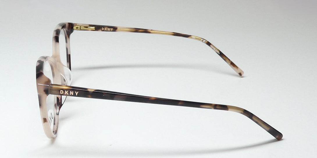 Color_blush tortoise