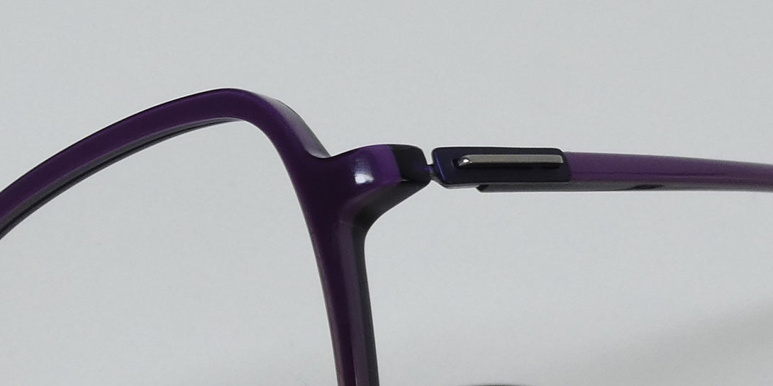 Color_black / purple